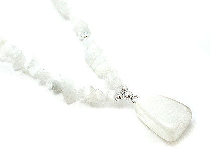 Beaded White Cats Eye Stone 17" Silver-Tone Necklace - Silver Insanity