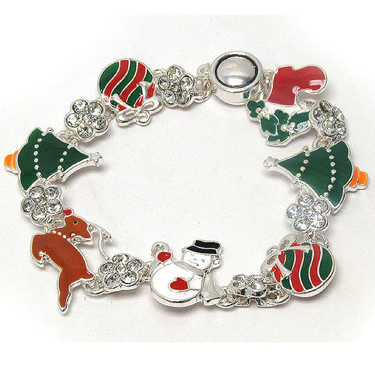Festive Christmas Time Charms Snowman, Reindeer, Stocking -  Silvertone Bracelet - Silver Insanity